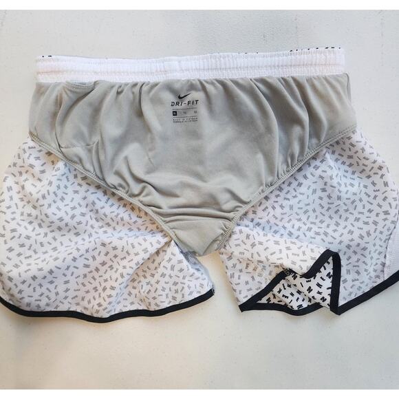 Nike Dri-FIT Athletic Running Shorts Teens XL White Black Print Liner - Picture 6 of 16